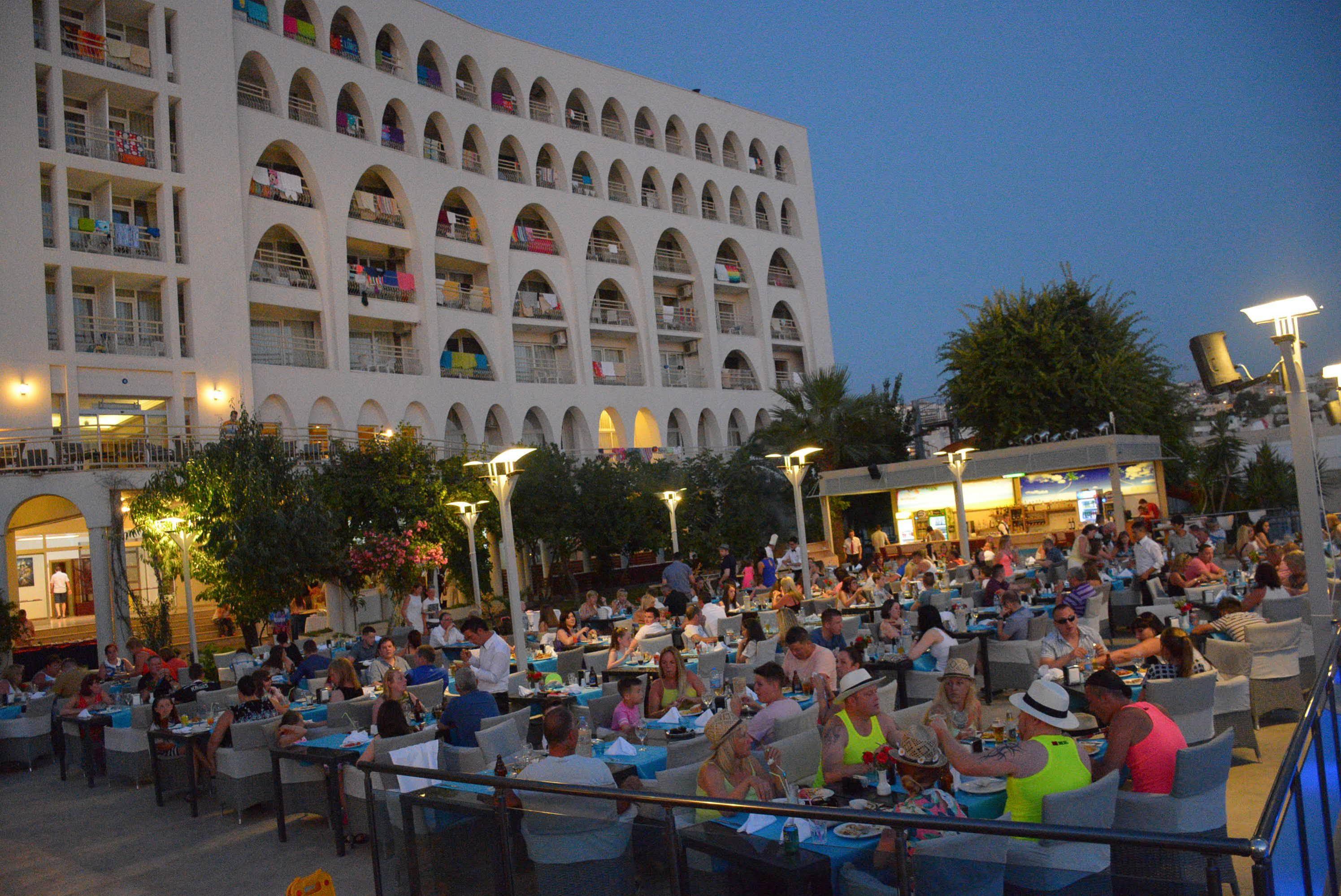 Goldenday Wings Hotel Kusadasi Exterior photo